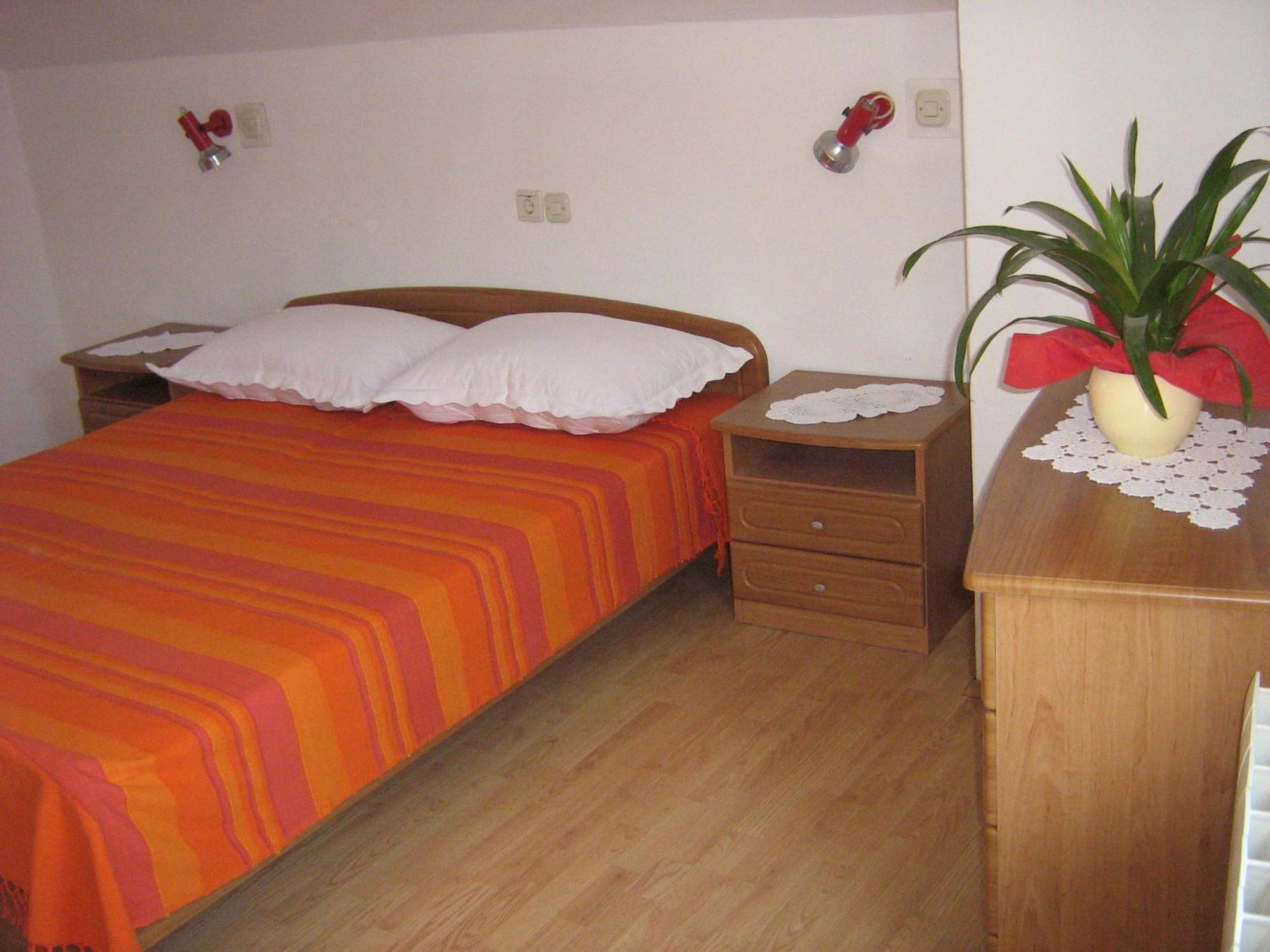 Apartments & Room Nina Korcula Town Bagian luar foto