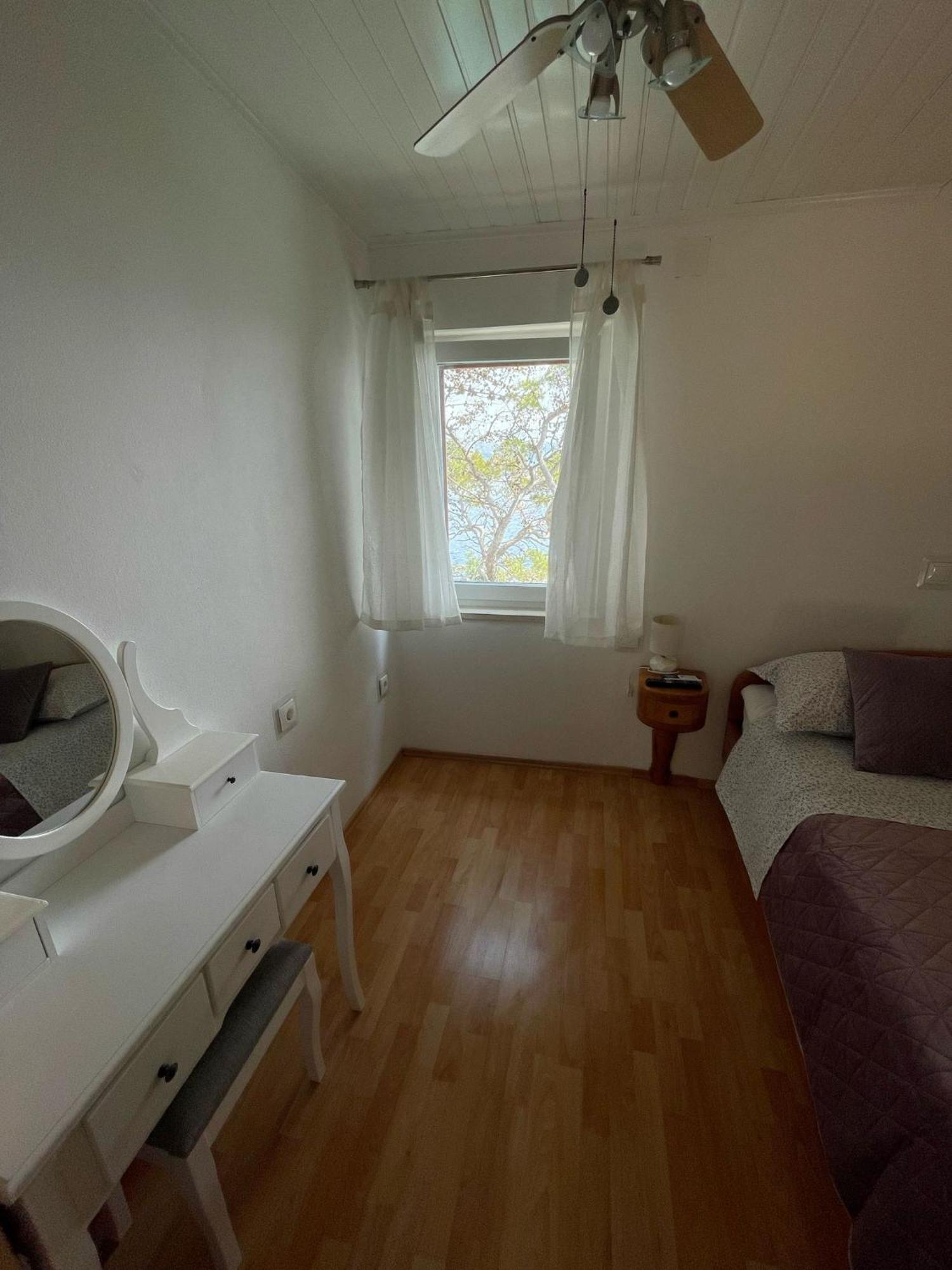 Apartments & Room Nina Korcula Town Bagian luar foto