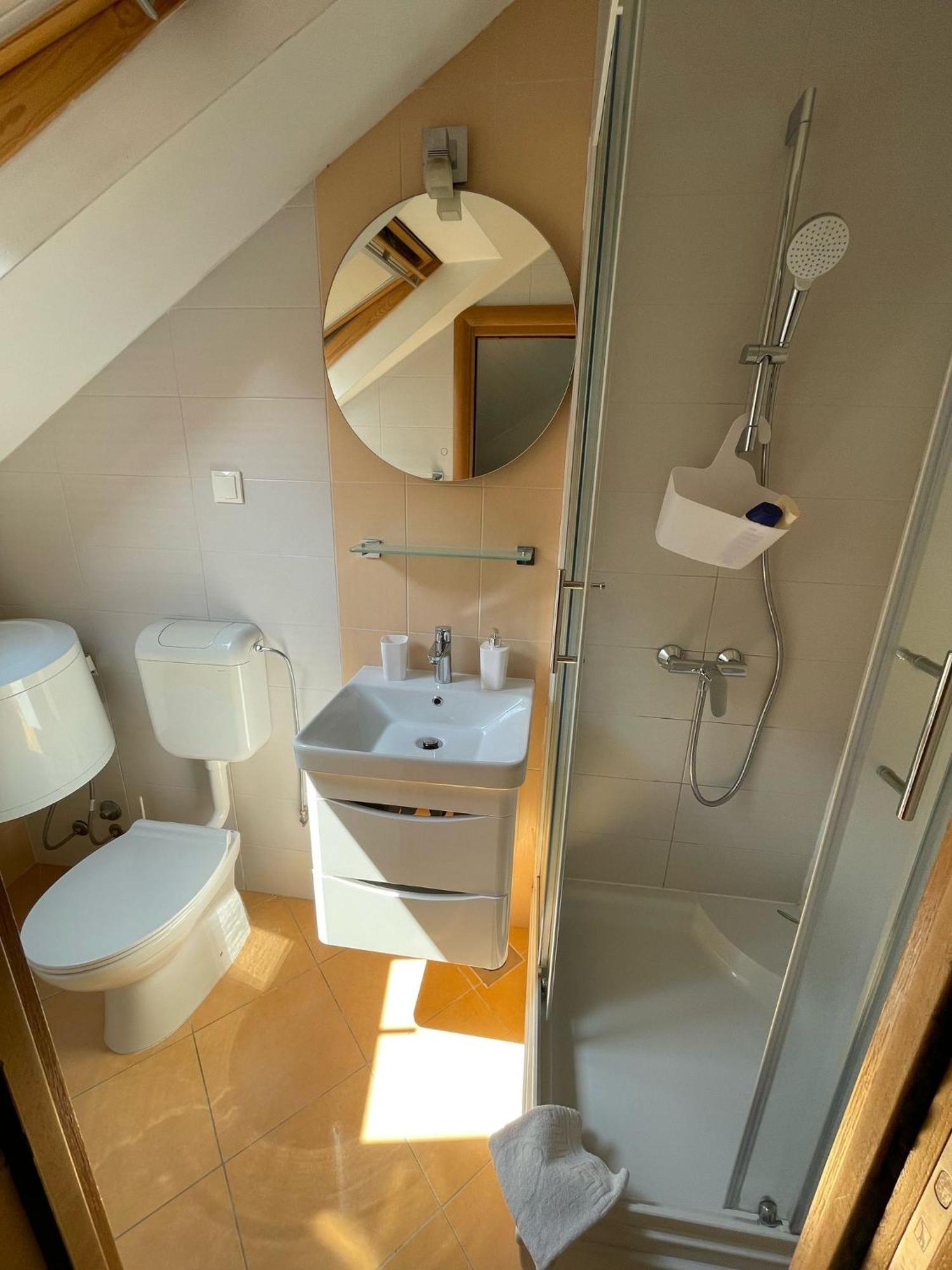 Apartments & Room Nina Korcula Town Bagian luar foto