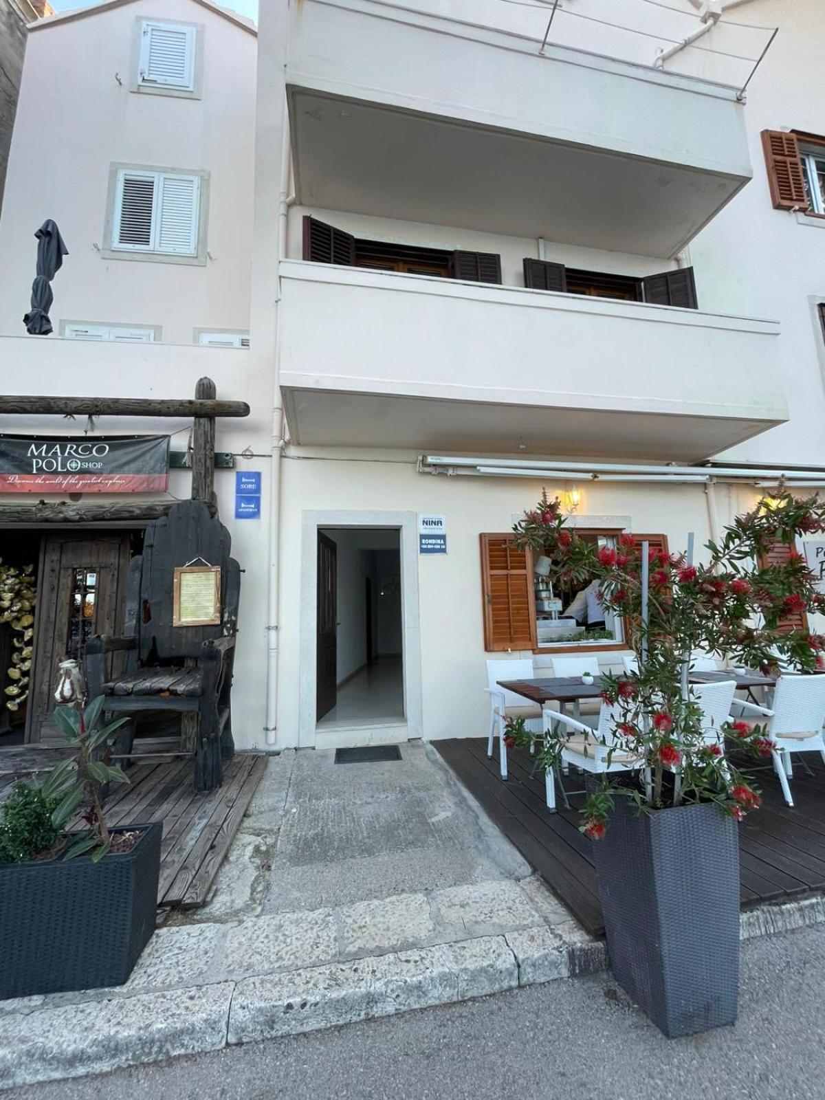 Apartments & Room Nina Korcula Town Bagian luar foto
